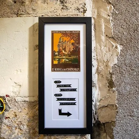 Apartment Le Villandry Beautiful Air-conditioned In A Typical Building Of *